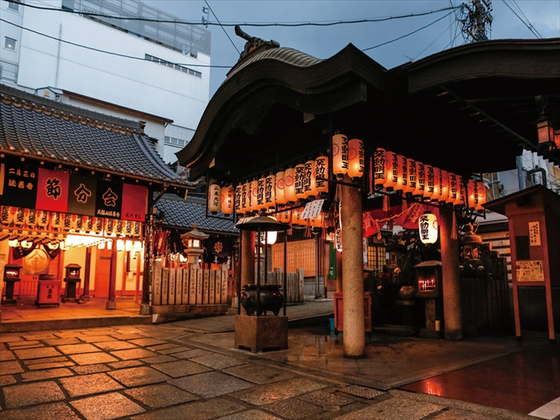 Hozenji Yokocho2_R