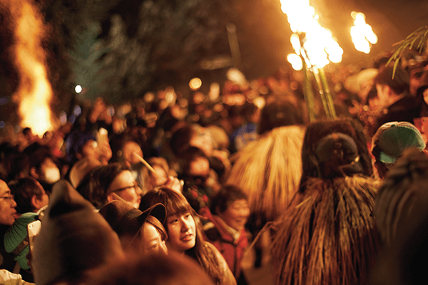 生剝鬼柴燈祭每年2月第2個周五、六日舉辦
