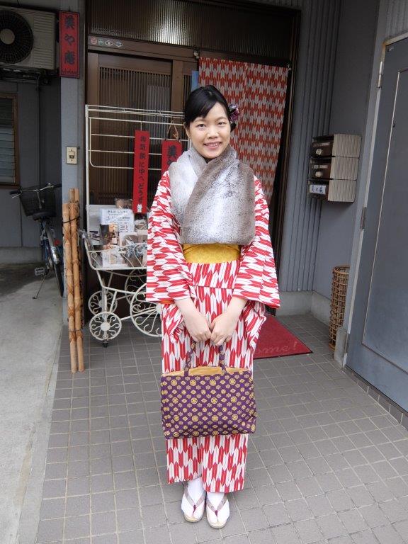 15 ready to stroll the streets of kawagoe in kimono