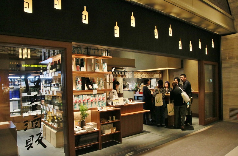 首次在東京展店的博多知名銘酒專賣店「住吉酒販」