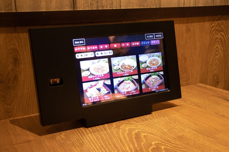 餐廳使用平板點菜，就算不懂日文只要看圖就不會點錯！