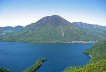 Nikko Japan Sightseeing: Lake Chuzenji