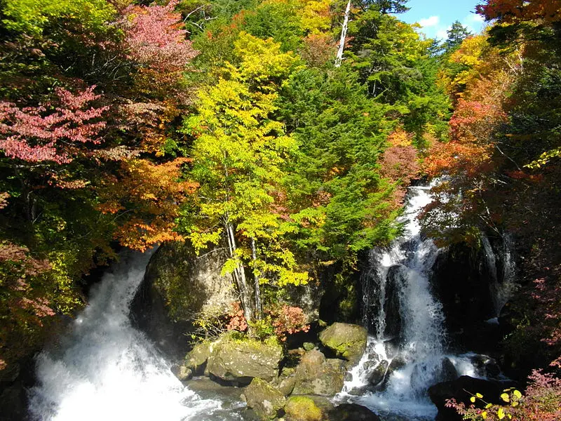 Nikko Japan Sightseeing: Lake Chuzenji - WAttention.com