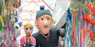 Asagaya Tanabata Festival, larger than life