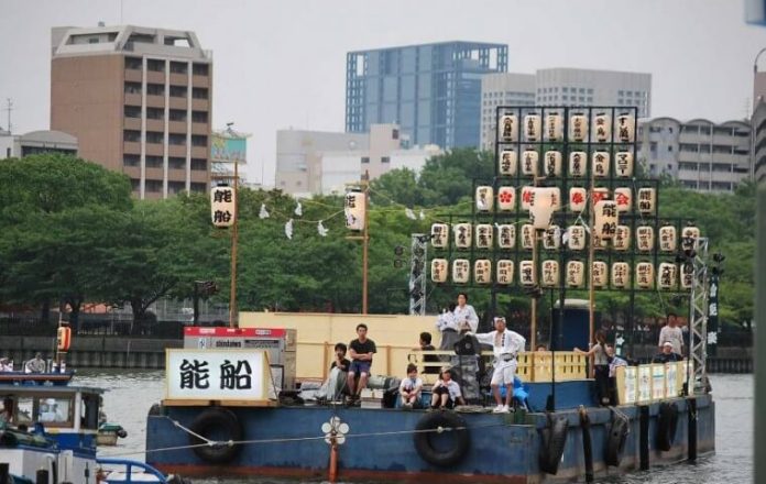 Tenjin Matsuri: Osaka's Festival of Fire and Water