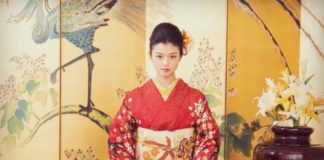 Iris in Wonderland Japan: Summer Fireworks Hi, my name is Iris Woo