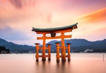 Japan`s World Heritage Sites: Itsukushima Shrine – Hiroshima Itsukushima shrine