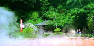 Do the “Hell Tour” at Beppu Onsen Hell Tour at Beppu Onsen