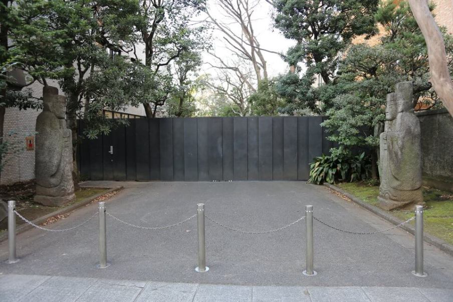 the back entrance to the Nezu Art Museum