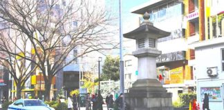 2 Lanterns of Omotesando 2 Lanterns of Omotesando