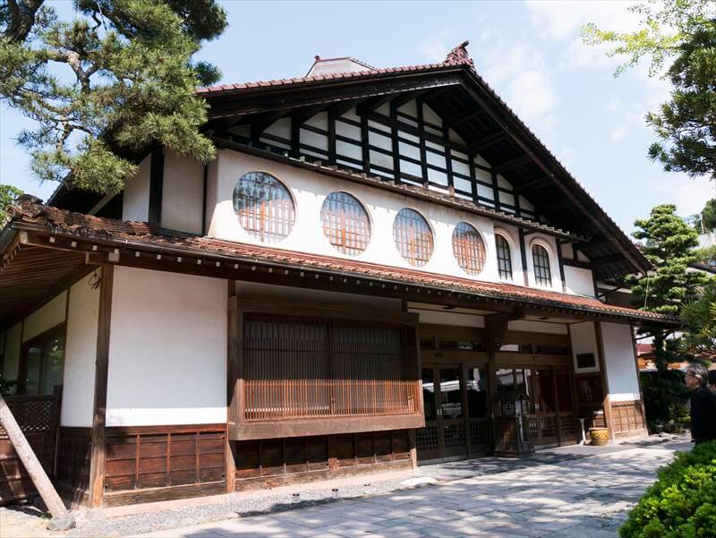 Awazu onsen Houshi Ryokan