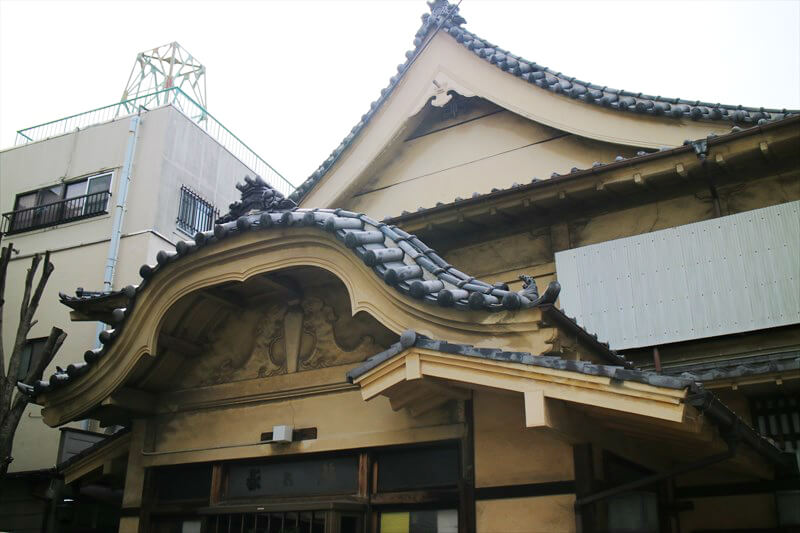 Fujino-yu Facade