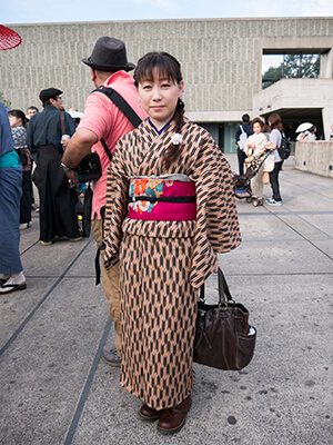 Combine kimono with boots instead of sandals