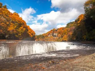 Fukiware-no-taki Falls (吹割の滝) in Numata