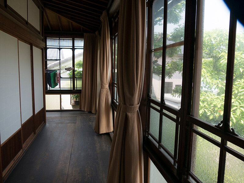 Kotatsu foot-warmers still a fixture in Japanese homes - Japan Today