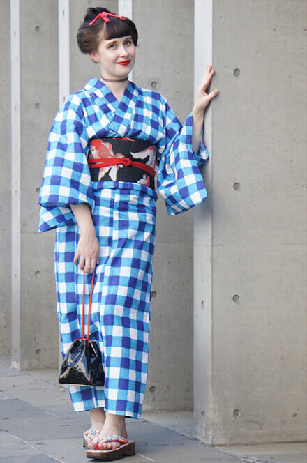 “The blue color makes me feel refreshed even on hot summer days, and fish are a specific summer motif in the kimono world! The checkered design is modern, yet transmits a retro atmosphere.”