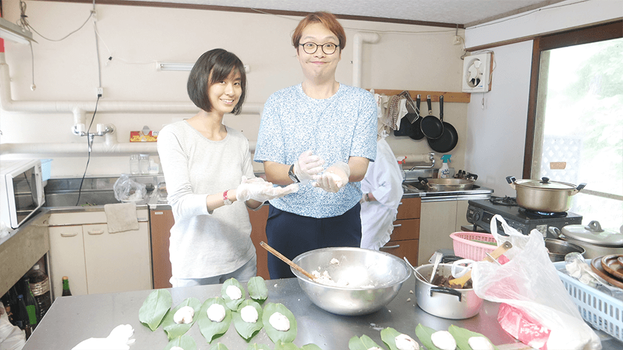 making-wagashi-experience-in-yamagata-minshuku