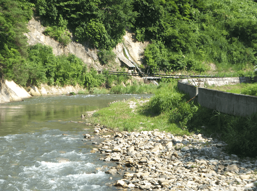 river-by-ryokan-in-nishiyama-onsen