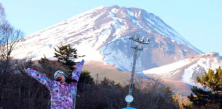 A day with the family in the snow! Snowtown Yeti