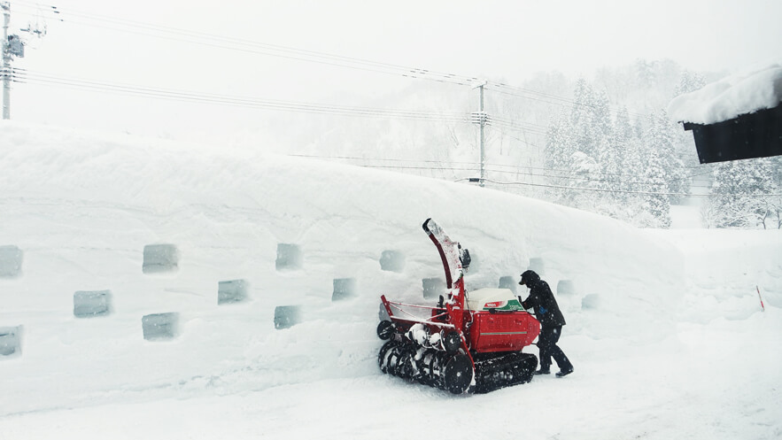 The snow removal machine