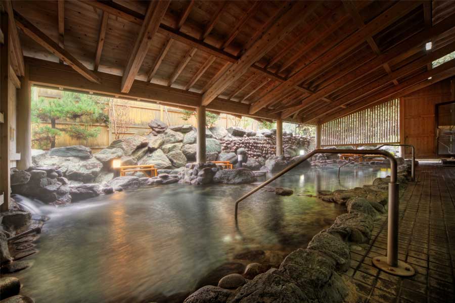 Go back in time to the Showa period to soak in a soul-repairing onsen