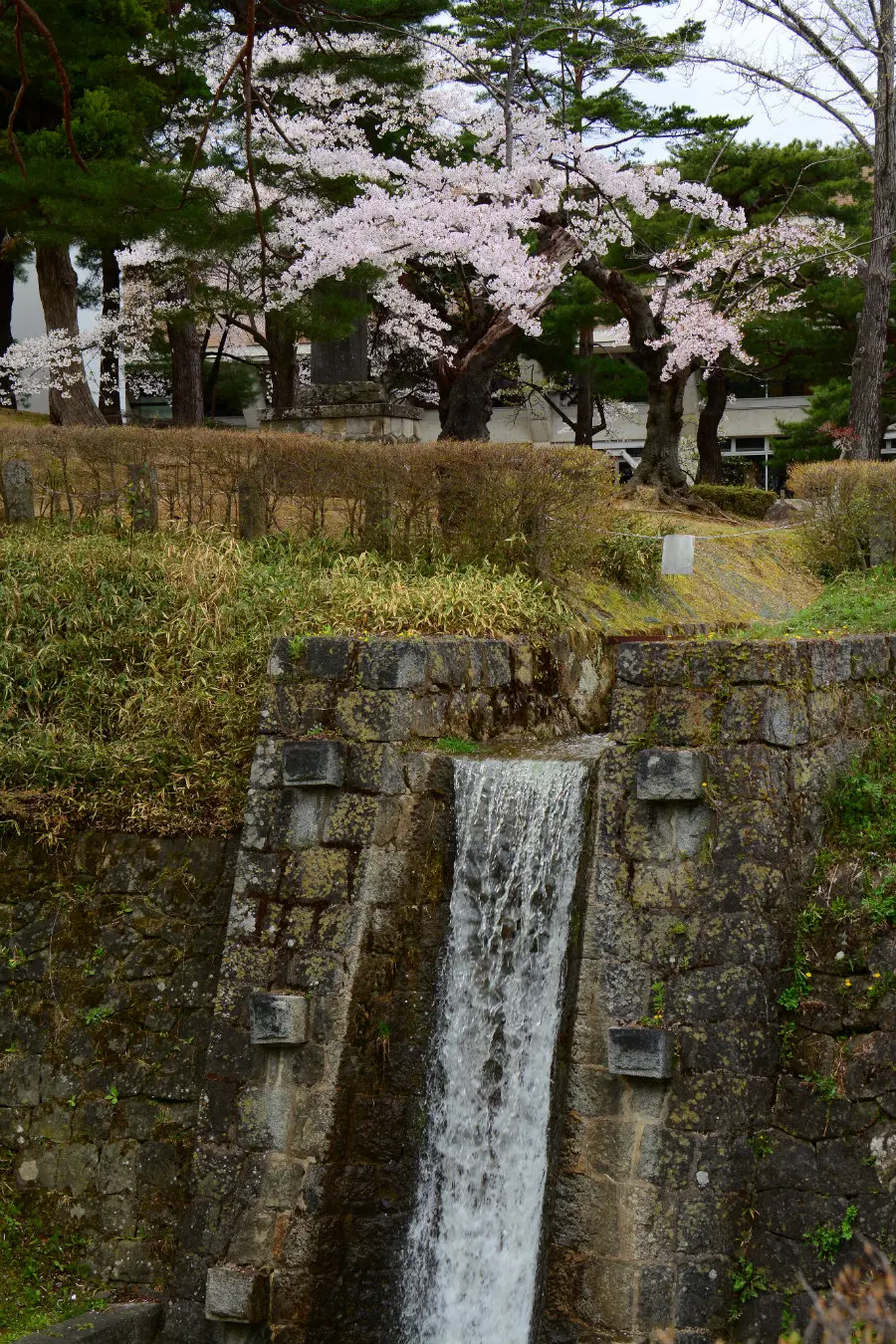 asaka canal hayama waterfall