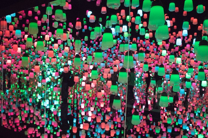 teamLab Borderless Forest of Lamps