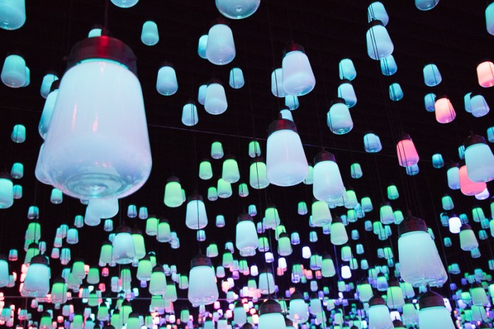 teamLab Borderless Forest of Lamps 2