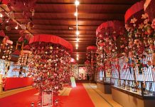 The Hina dolls of Sakata Sakata