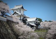 Best Surprisingly Preserved Castle Towns in Japan Kanazawa castle town in Japan