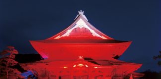 The Four Seasons in Nagano City & Travel Tips Xankoji Temple