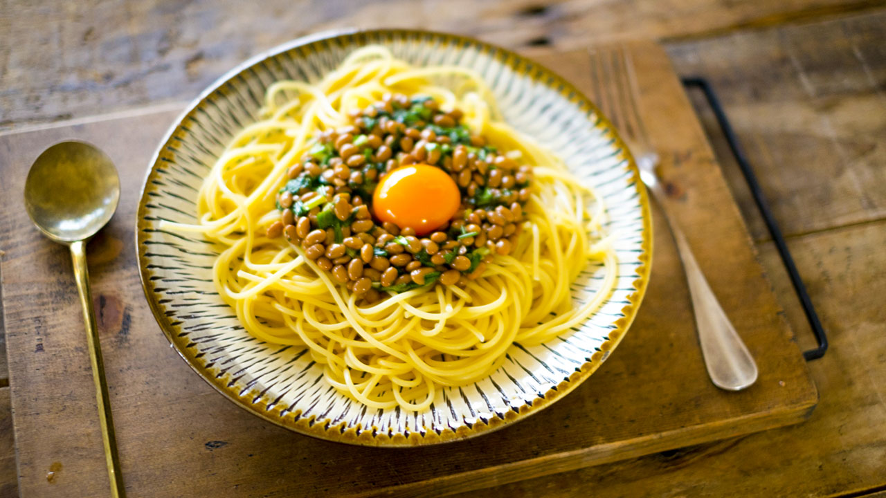 Natto with pasta