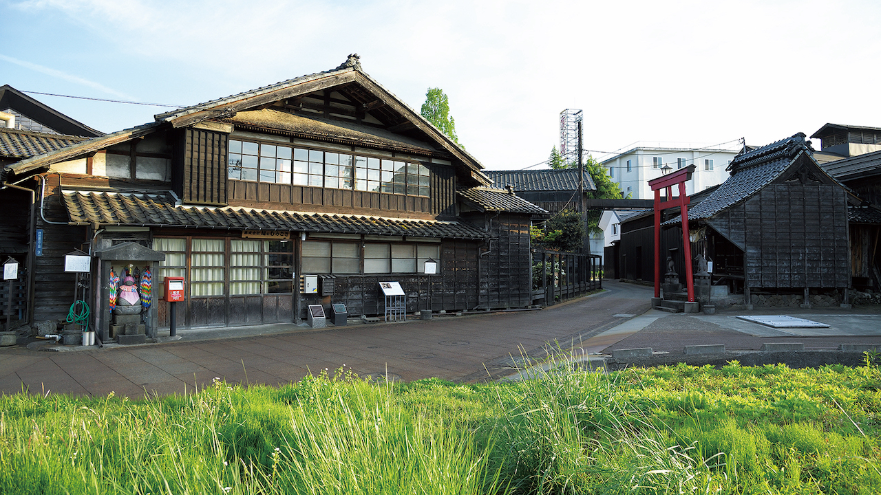 Nagaoka city settaya area: Koshinomurasaki