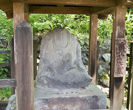 decapitated statue of mary Japan